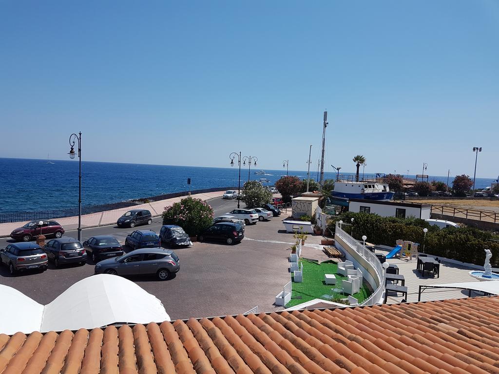 Hotel Porto Azzurro Giardini Naxos Exteriér fotografie