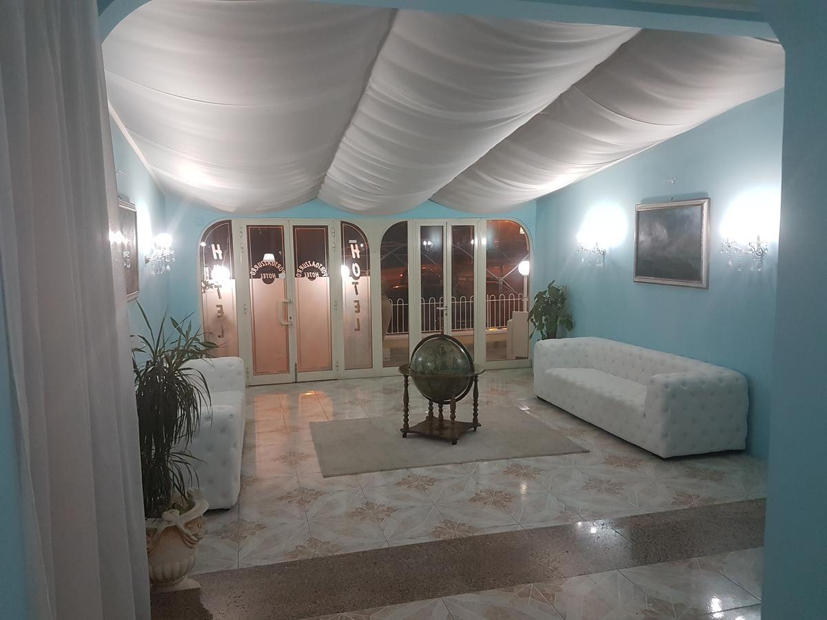 Hotel Porto Azzurro Giardini Naxos Exteriér fotografie